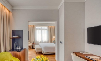Двухместный полулюкс двуспальная кровать в Electra Palace Thessaloniki