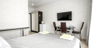 Лазаревское: Гостевой дом Зефир