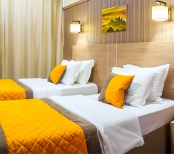 КОМФОРТ С КУХНЕЙ с одной большой или двумя отдельными кроватями в Comfort_Nsk Hotel