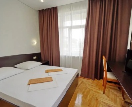 Двухместный номер Standard с балконом двуспальная кровать в Ирина