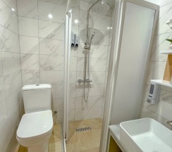 Четырёхместный номер Standard в Папа и море