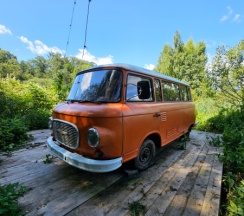 Barry в Hippy Hotel