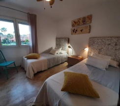 Коттедж с 4 комнатами в Manilva Beach 97