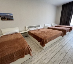 Большой номер в Hotel Sunny Days
