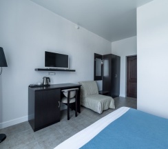 Комфорт без вида на море с балконом. в Дольче Вита