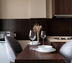 Апартаменты Superior с балконом и с красивым видом из окна в Red Apartments