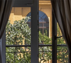 Номер с балконом в Jazzclub