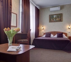 Двухместный улучшенный со своей ванной комнатой в Green hotel