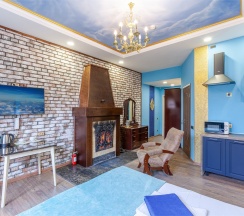 102 - Business Suit с натуральным камином, бесплатная стоянка в House on Potapova