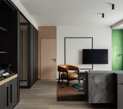 Номер люкс с 1 двуспальной кроватью и диваном в Hyatt Place Ekaterinburg