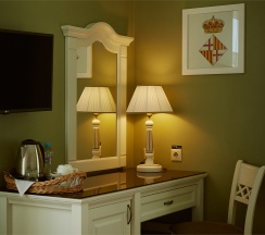 Стандартный номер с видом на парк (1 категория) в Старый город