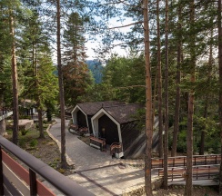 Villa Premier в Mairi
