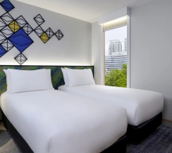 Двухместный номер Standard 2 отдельные кровати в ibis Styles Bangkok Silom