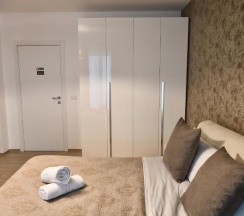 Двухместный номер Deluxe двуспальная кровать в Karol Airport Bari