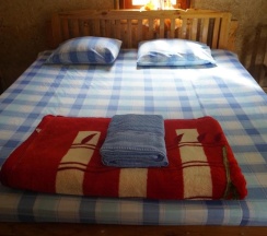 Бунгало с видом на воду в Family Huts