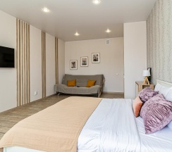 Апартаменты улучшенные Октябрьская 181/2 в Gallery Apartments (Гэлари Апартментс)