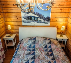 Двухместный номер с общим душем и туалетом в Дом на Телецком