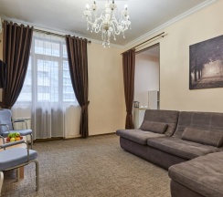 Люкс с 2 комнатами и балконом в Family Park Hotel