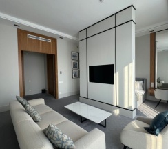 Двухместный люкс с видом на город двуспальная кровать в Neos Hotel