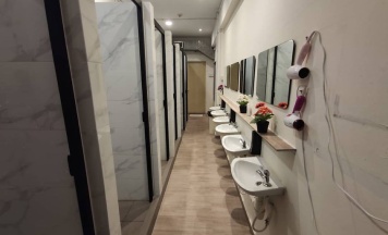 Четырёхместный семейный номер Standard в BEAT. Arts Hostel Chinatown