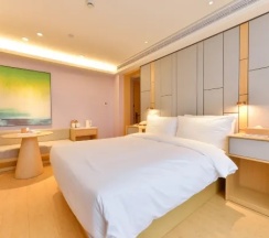 Двухместный номер Superior (двуспальная кровать) в JI Hotel Lujiazui Babaiban