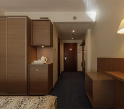 Улучшенный стандарт в Амбассадор