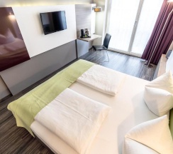 Двухместный номер Business двуспальная кровать в Hotel Demas City