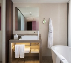 Номер Swiss Executive, с видом на море - с двуспальной кроватью в Swissotel Resort Сочи Камелия