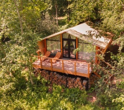 Лодж "Лембо" с ванной в Lembo