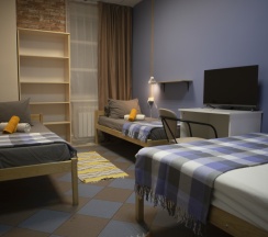 Четырехместный семейный номер в Nice hostel