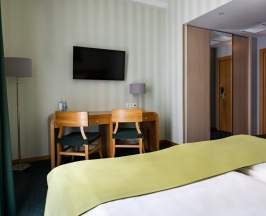 Двухместный номер Стандарт с балконом двуспальная кровать в Tulip Inn Rosa Khutor