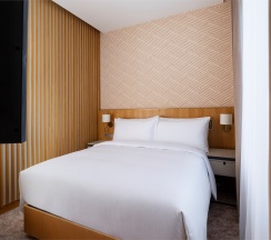 Полулюкс с видом на город в DoubleTree Moscow Arbat