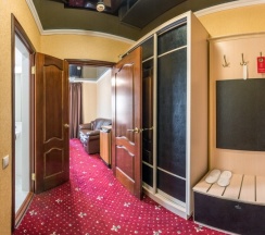 ЛЮКС в Red hotel