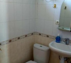 Номер стандарт с 1 односпальной и 1 двуспальной кроватью в Гостевой дом