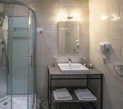 Улучшенный стандартный двухместный номер в Лепота