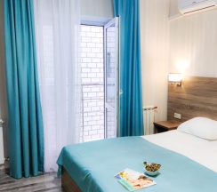 Двухместный номер Standard с балконом двуспальная кровать в Camelia