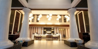 Карон: Курортный отель Peach Hill Resort SHA Extra Plus