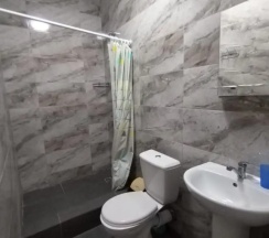 Трёхместный номер Standard с балконом и с красивым видом из окна в Три тополя