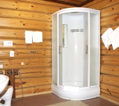 Двухместный номер в деревянном коттедже с камином в Колыба