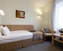 Стандарт с односпальной кроватью в Гранд Авеню by Usta Hotels