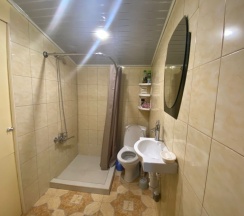 Трехместный номер в Акаро