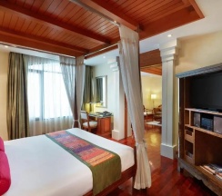 Люкс с 2 комнатами в The Davis Bangkok Hotel