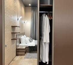 Люкс четырехместный в Venezia