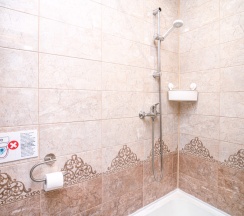 Двухместный номер Комфорт с 2 односпальными кроватями и балконом в Inn 6 line