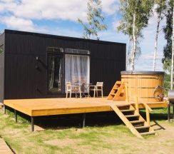 Двухместный Hygge Lodge (двуспальная кровать) в Rich Life Village
