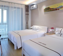 Двухместный номер Standard 2 отдельные кровати в Green Collection Care Hotel (24 Hours Free Transfer from Meilan Airport/Railway Station)