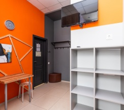 №6 Оранжевая (Капсула в 4х-местном общем номере с собственной душевой комнатой и санузлом) в Дип Слип