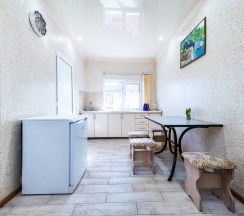 Четырехместный номер с кухней в Игорёк