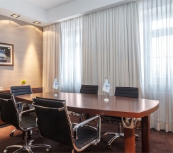 Сюит Дипломатический в Волна