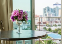 Студия с балконом в Right Place Sathorn